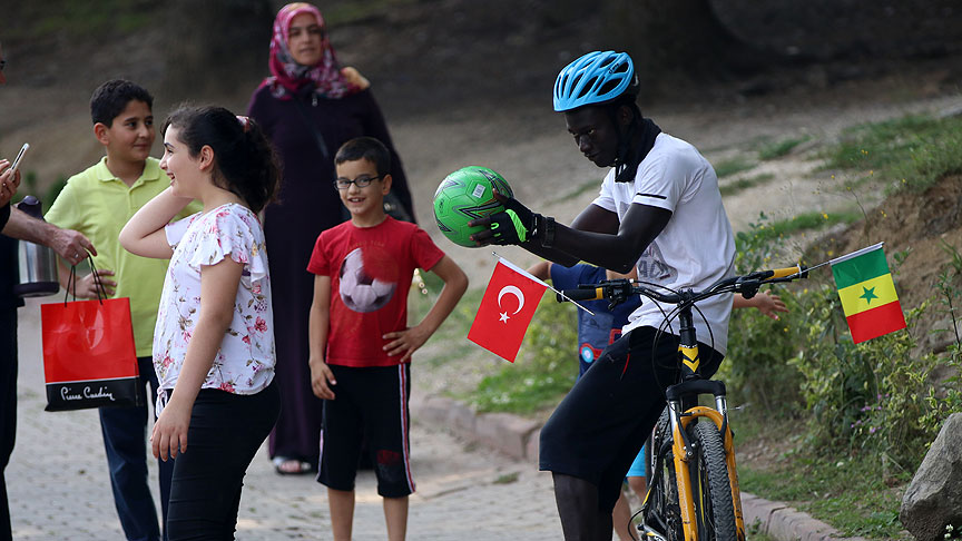 Bisikletle Türkiye'yi dolaşarak, Afrika'yı anlatacak